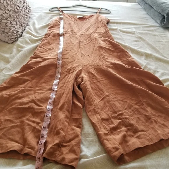 Everly | Cropped Jumpsuit - Picture 8 of 9